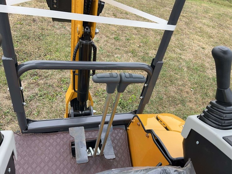 mini-excavator-qk20r-image-14