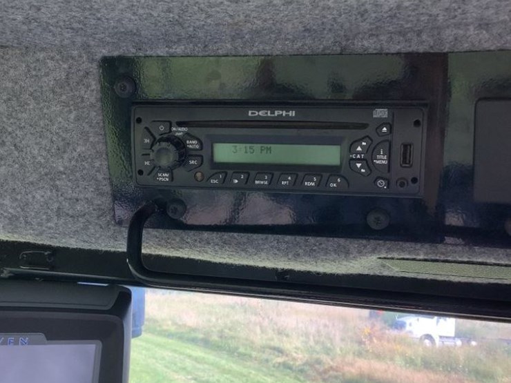 2014-ag-chem-rg1300b-image-11