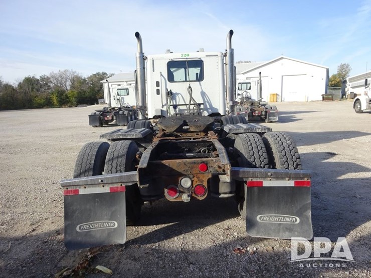 2016-freightliner-coronado-day-cab-glider-truck-(pz13982,-unit-720)-image-22