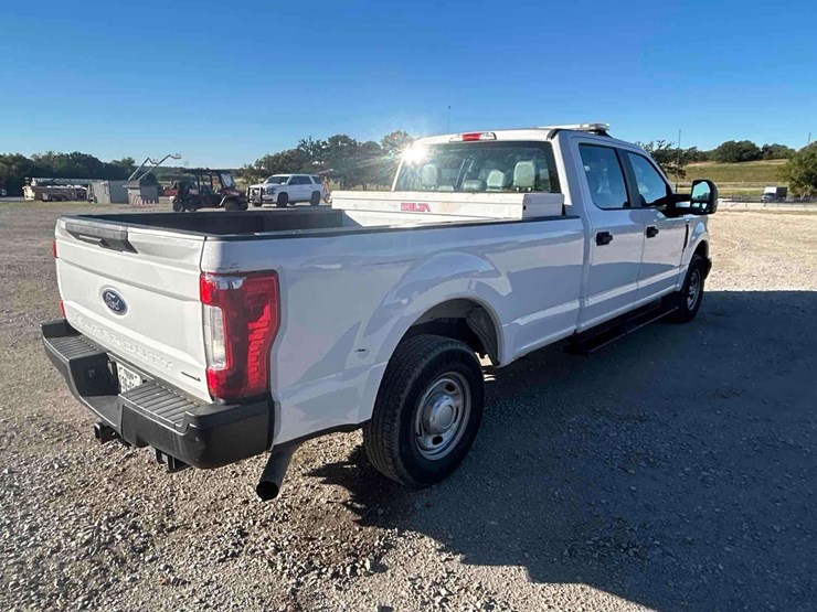 2017-ford-f350-image-23