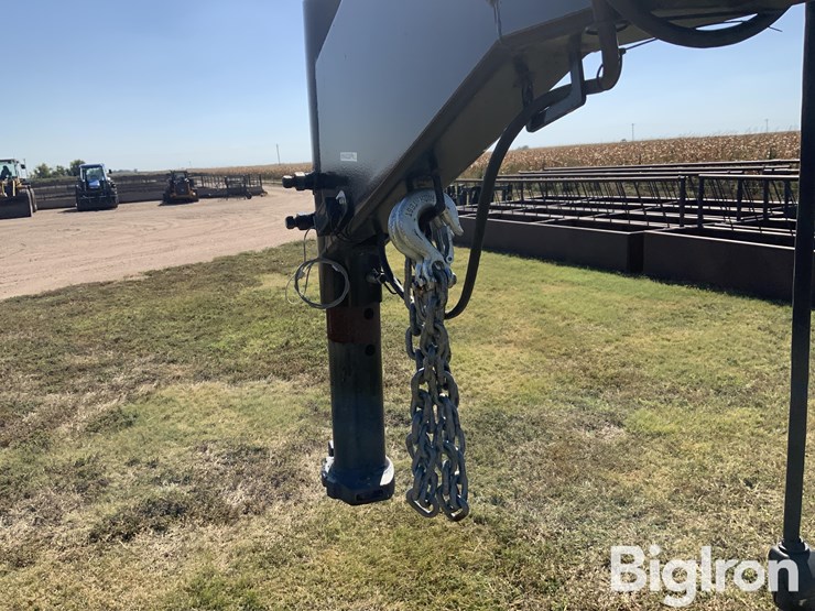 2021-circle-m-8-bale-t/a-retriever-trailer-image-10