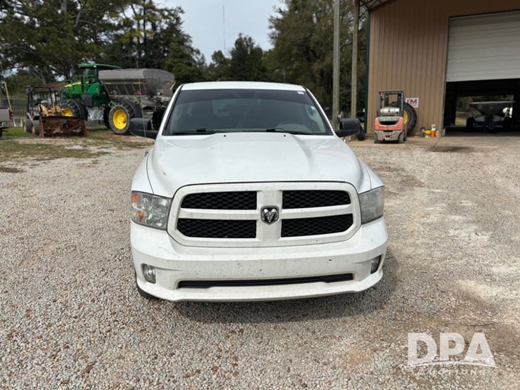 2013-dodge-ram-1500-image-8