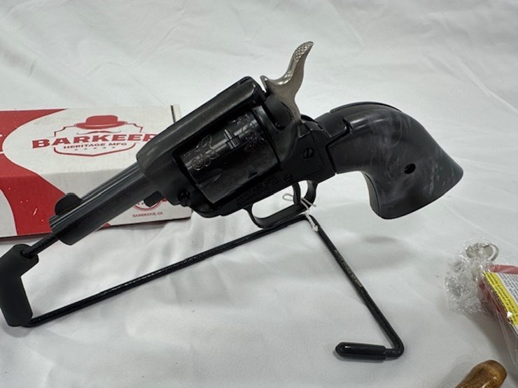 #2025-00047-•-heritage-barkeep-revolver-image-6