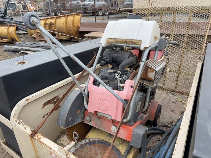 2016-husqvarna-fs520-image-12