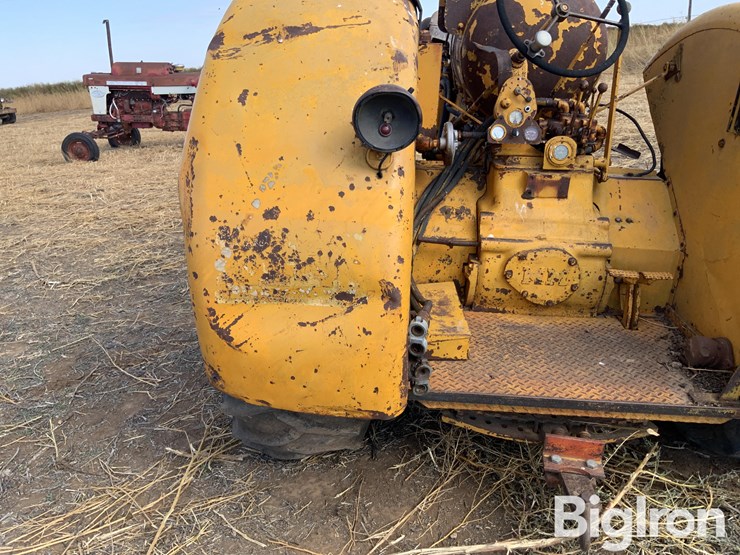 minneapolis-moline-403c-4-2wd-tractor-image-12