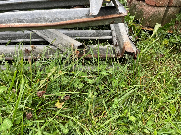 #8119-•-assortment-of-gates-image-8