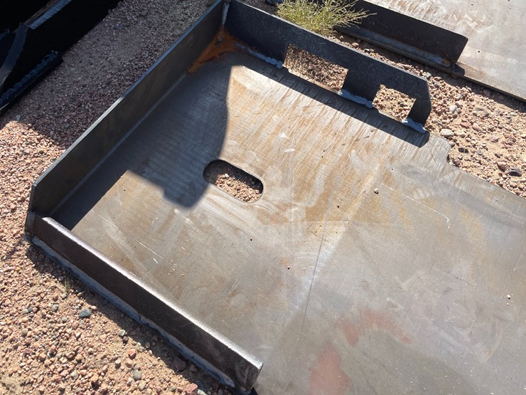 #4123-•-universal-adaptor-plate-image-3