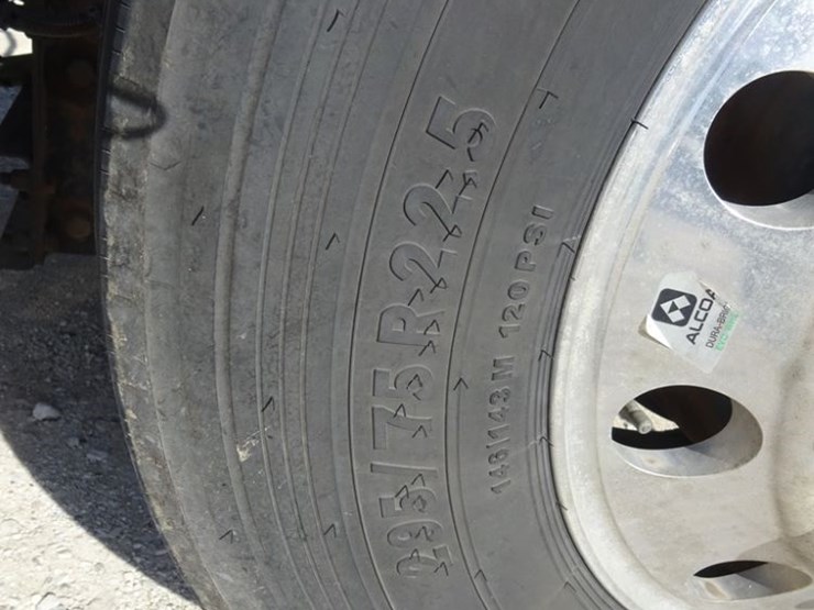 2017-freightliner-coronado-day-cab-glider-truck-(pz13993,-unit-725)-image-52