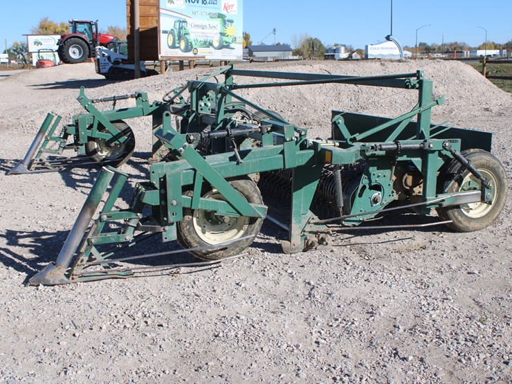 2003-john-deere-8000-image-1