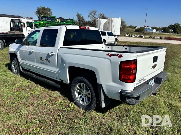 2018-chevrolet-silverado-image-9