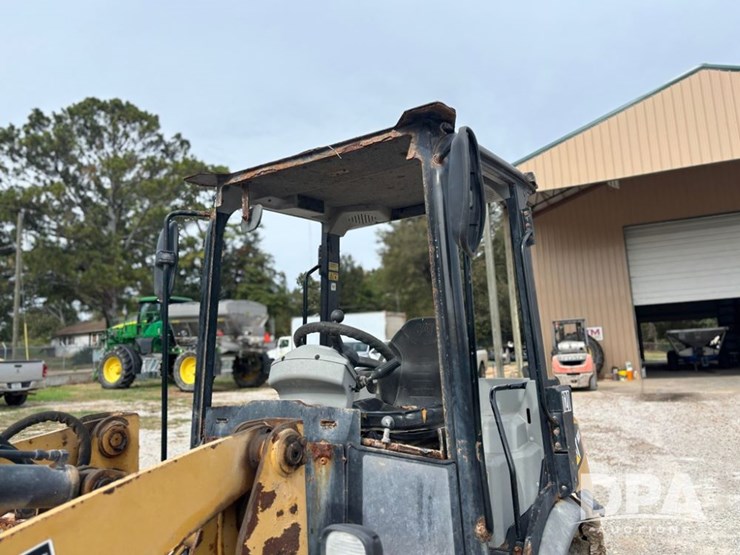 2015-caterpillar-903c2-image-13