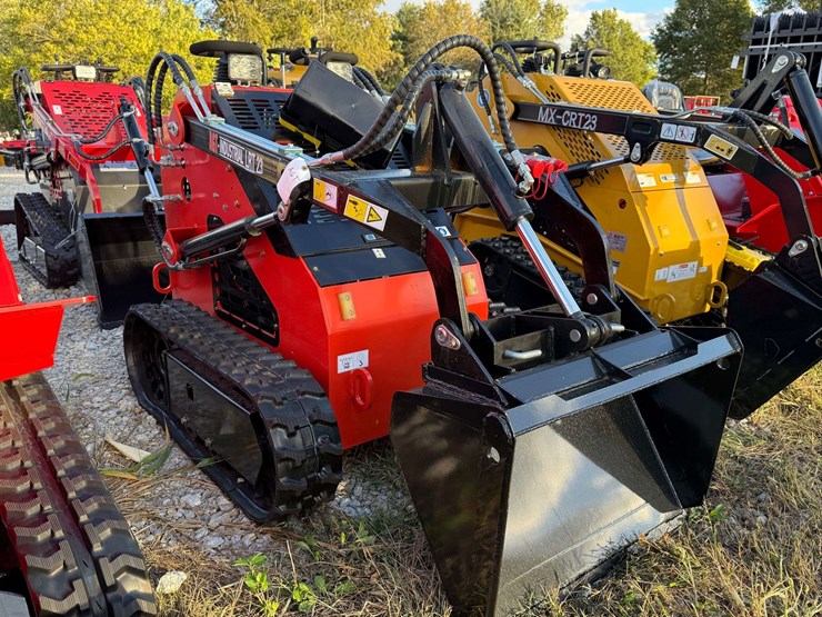 agt-industrial-lrt23-mini-track-loader-image-4