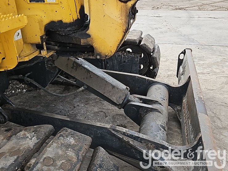 2018-komatsu-pc88mr-10-image-14