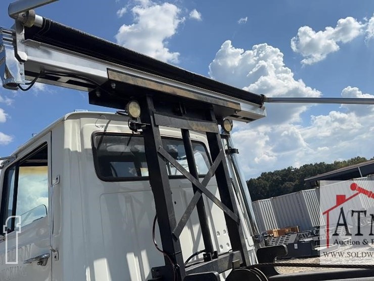 1985-ford-lnt9000-image-15