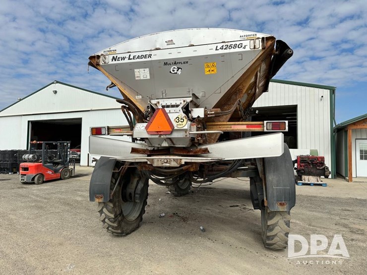 2015-ag-chem-rg1100b-image-10