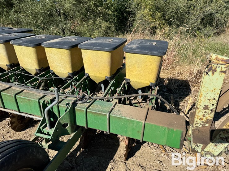 john-deere-7100-image-11