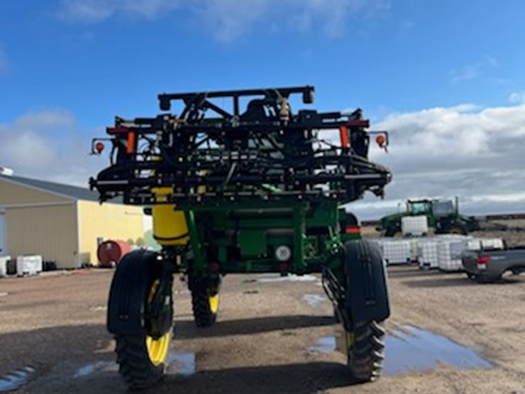 2010-john-deere-4730-image-3