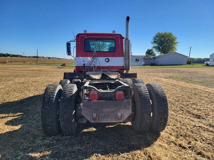 2004-mack-granite-cv713-image-4