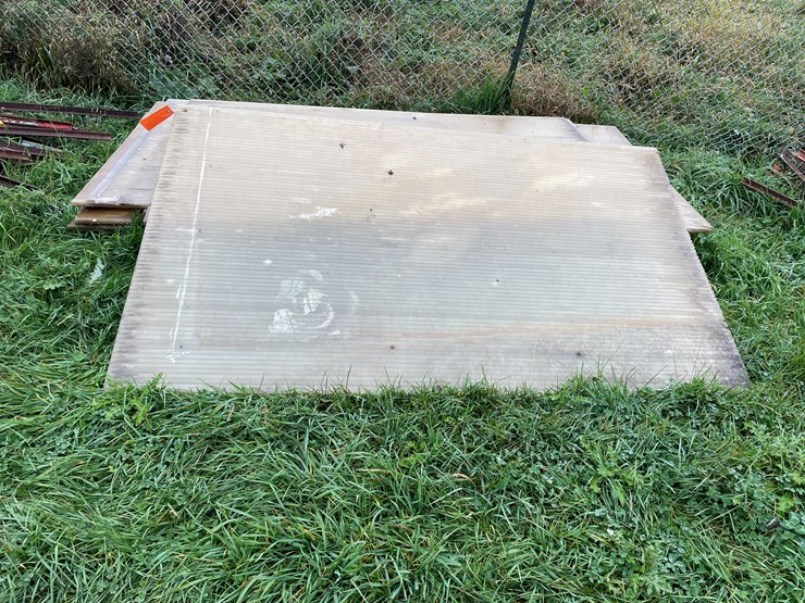 #9608-•-semi-transparent-panels-image-2