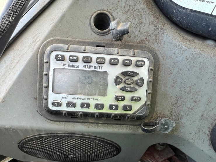 bobcat-s570-image-26