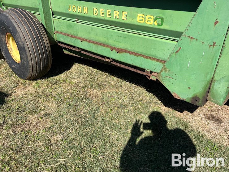 john-deere-680-image-19