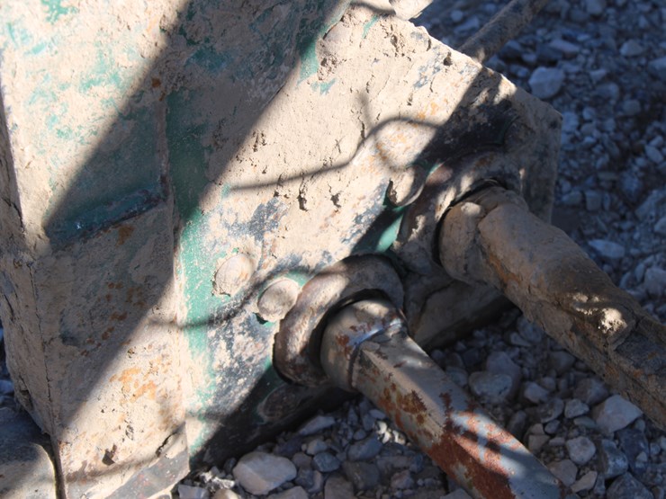 2003-john-deere-8000-image-44