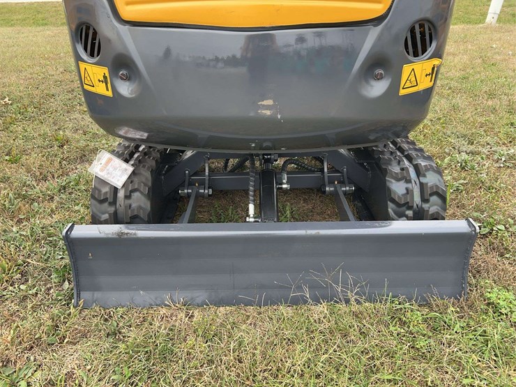 mini-excavator-qk20r-image-20