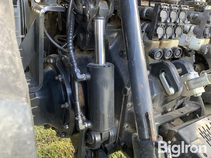 2010-case-ih-magnum-225-cvt-image-14