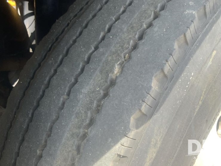 2001-mci-102-el3-image-48