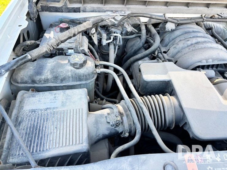 2018-chevrolet-silverado-image-51