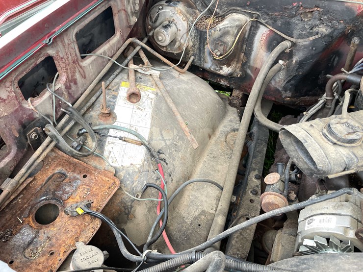 #8043-•-1981-chevy-custom-deluxe-30-truck-(has-wi-title)-image-32