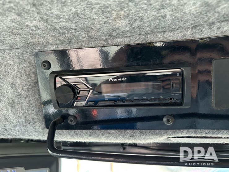 2015-ag-chem-rg1100b-image-36