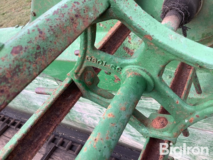 john-deere-40-image-10