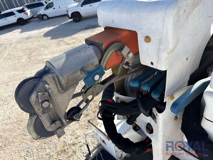 2013-international-workstar-7400-image-29