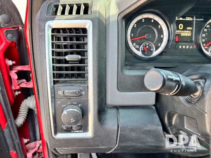 2017-ram-1500-slt-image-84