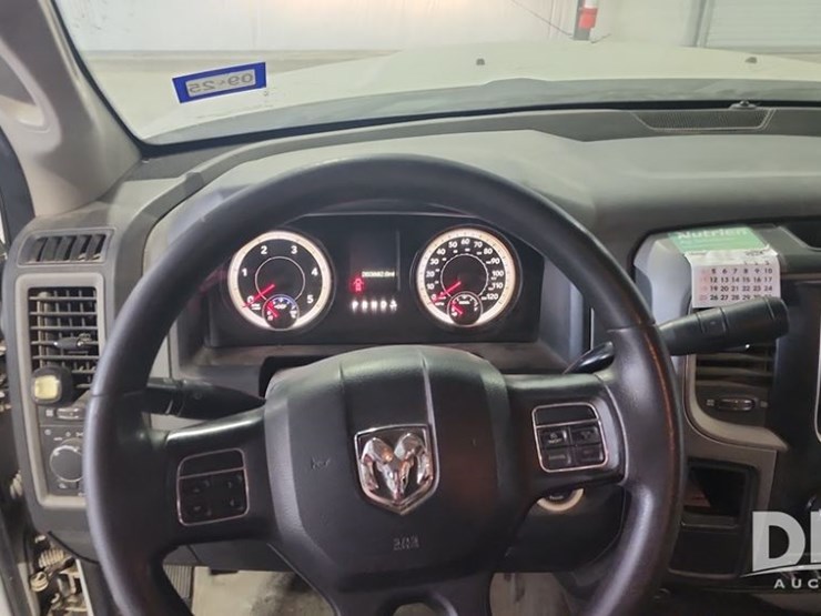 2015-dodge-ram-5500-image-41