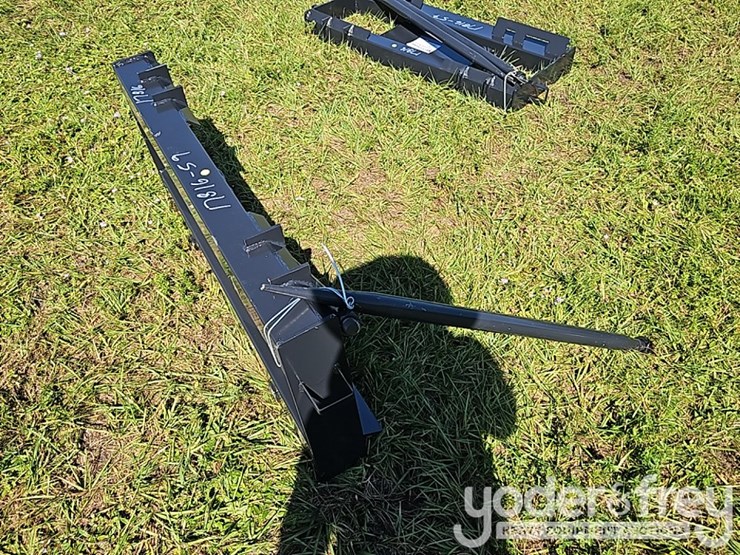 unused-jct-bale-spear-to-suit-skidsteer-image-3