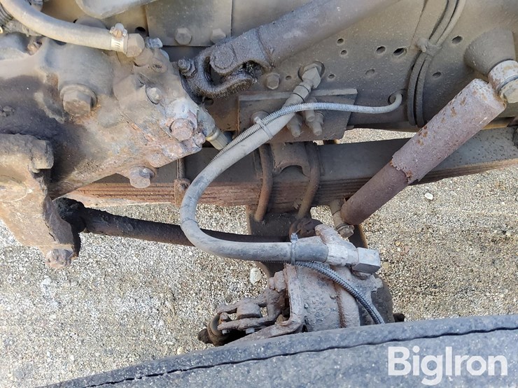 2000-international-4900-image-13