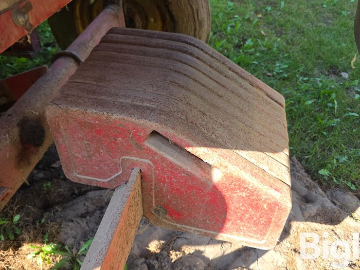 1968-massey-ferguson-410-image-16