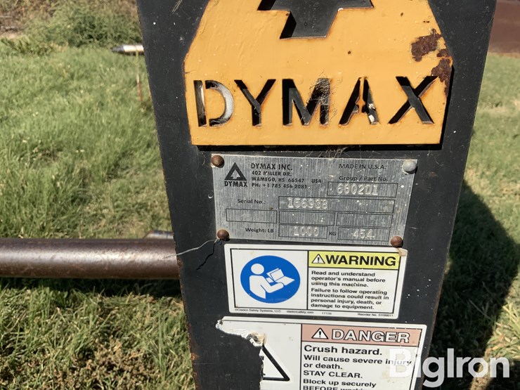 dymax-wheel-loader-spear-bale-fork-image-14