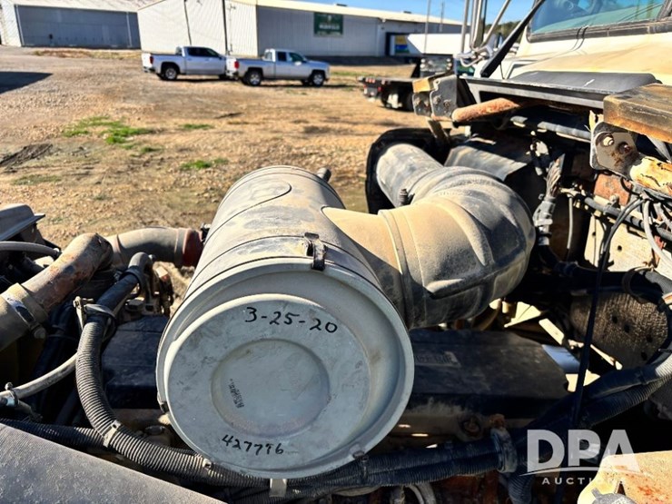 2007-kenworth-t800-image-62