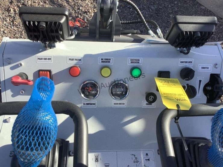 2025-battler-st28h-6-stand-up-skid-steer-image-13