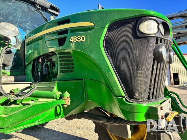 2013-john-deere-4830-image-20