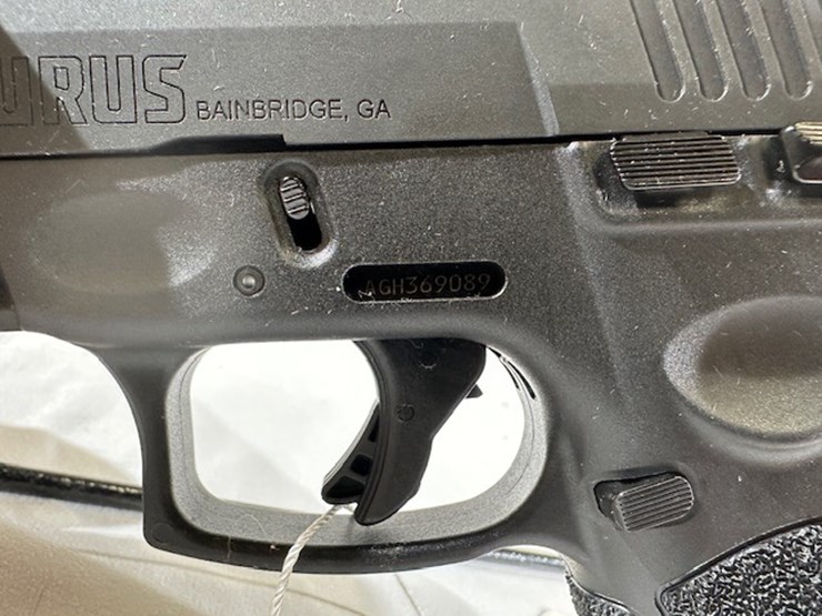 #2025-00069-•-taurus-g3c-pistol-image-18