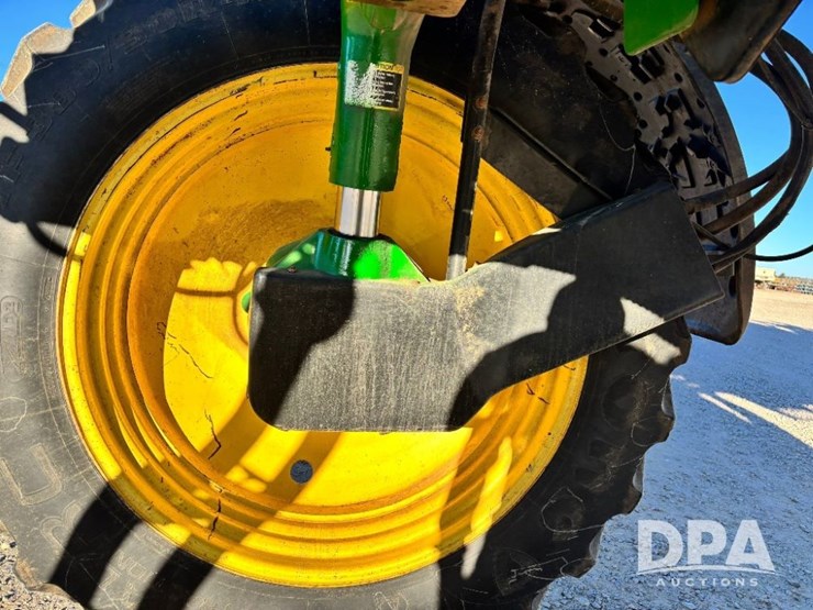 2013-john-deere-4830-image-82