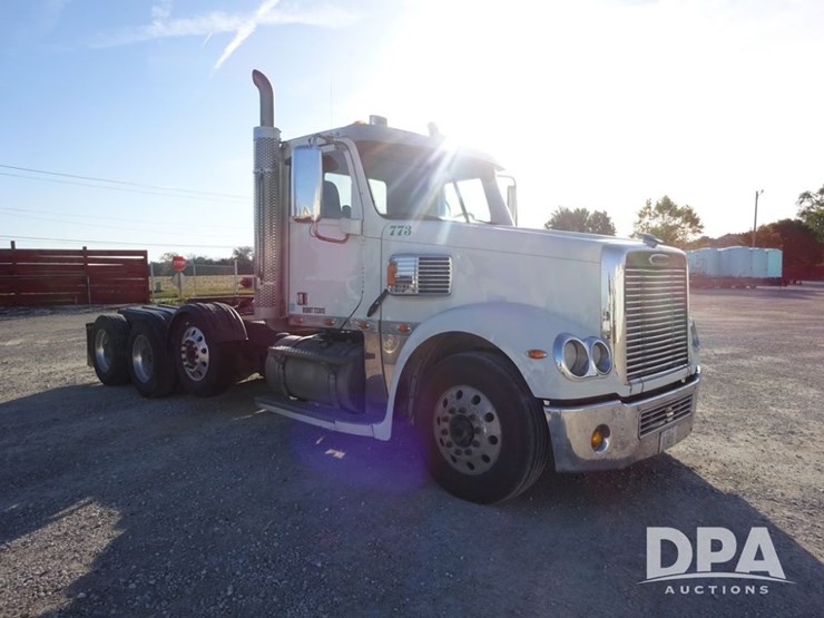 2018-freightliner-coronado-day-cab-glider-truck-(pz13996,-unit-773)-image-10