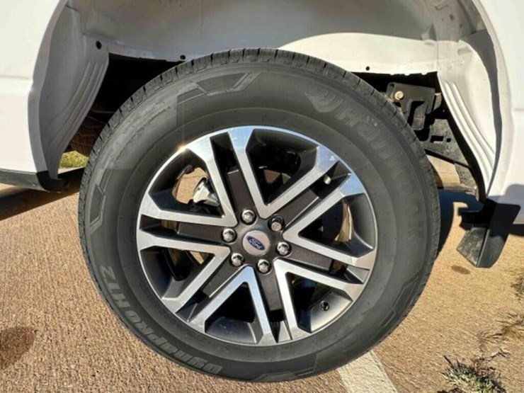 2023-ford-f150-image-43