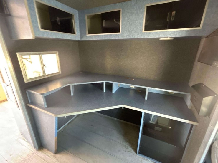 2015-ford-e350-image-23