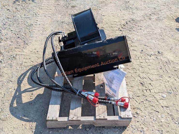 ir-mini-skid-steer-stump-gringer-image-3