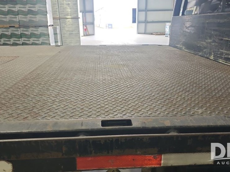 2015-dodge-ram-5500-image-13